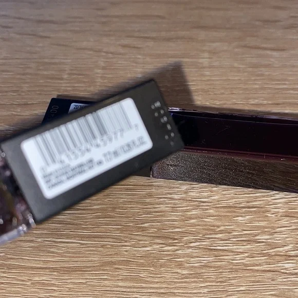 Maybelline liquid lipstick matte 50 possessed plum vamp NEW full sized - Picture 3 of 4